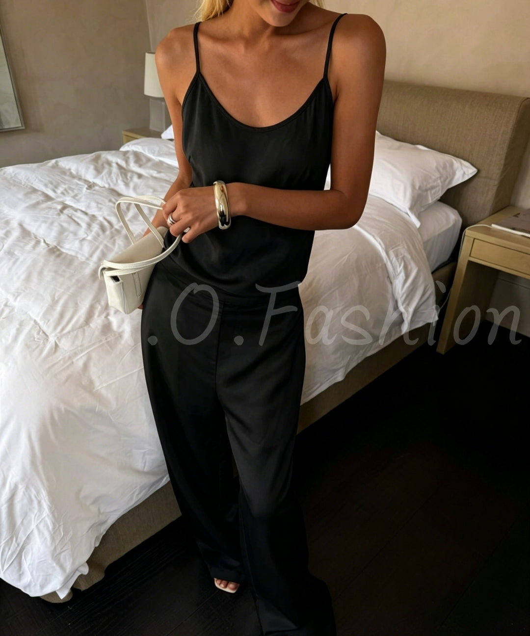 Linen Blend Draped Wide-Leg Pants