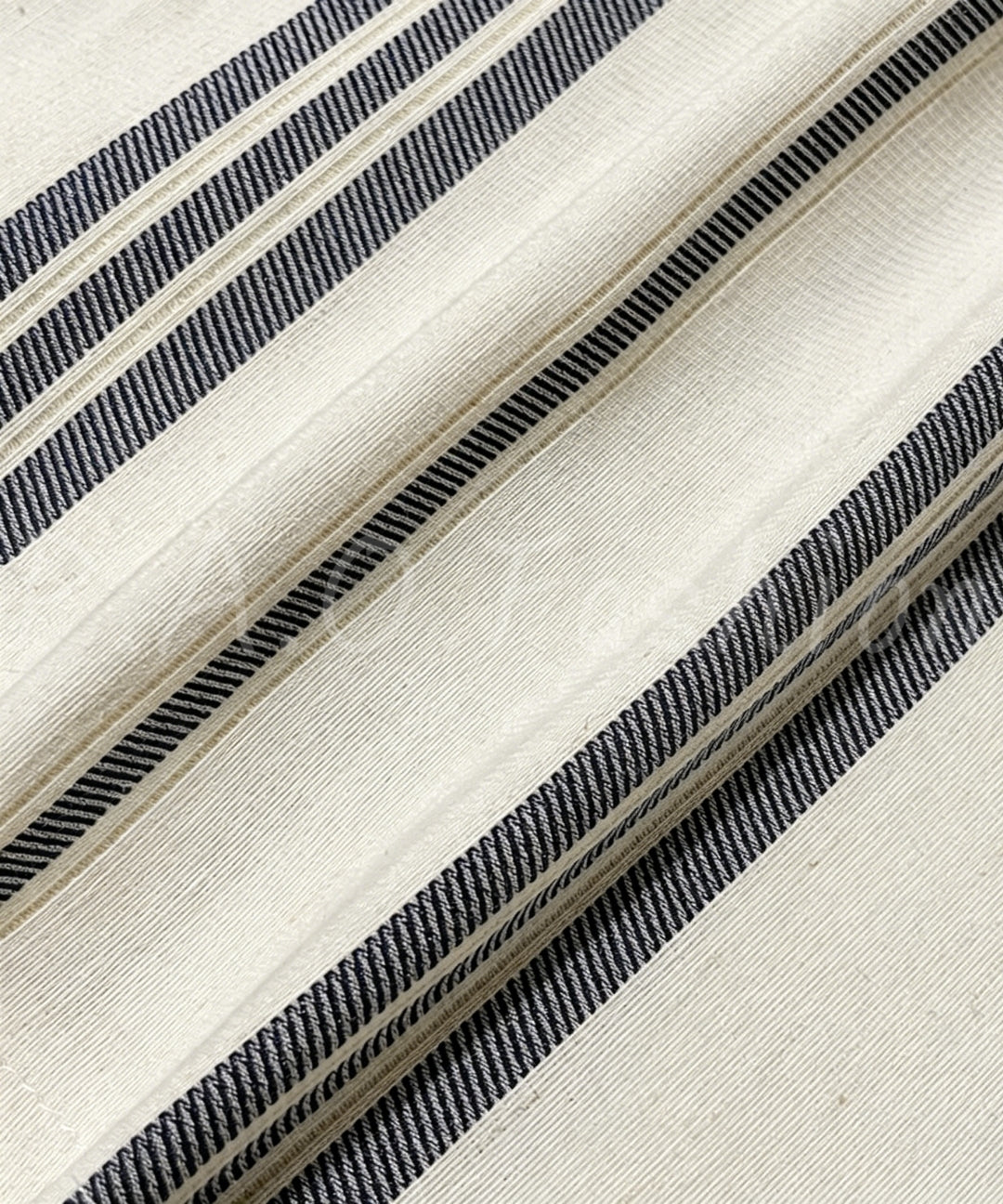 Striped Linen-Blend High-Waisted Shorts[Available Now]