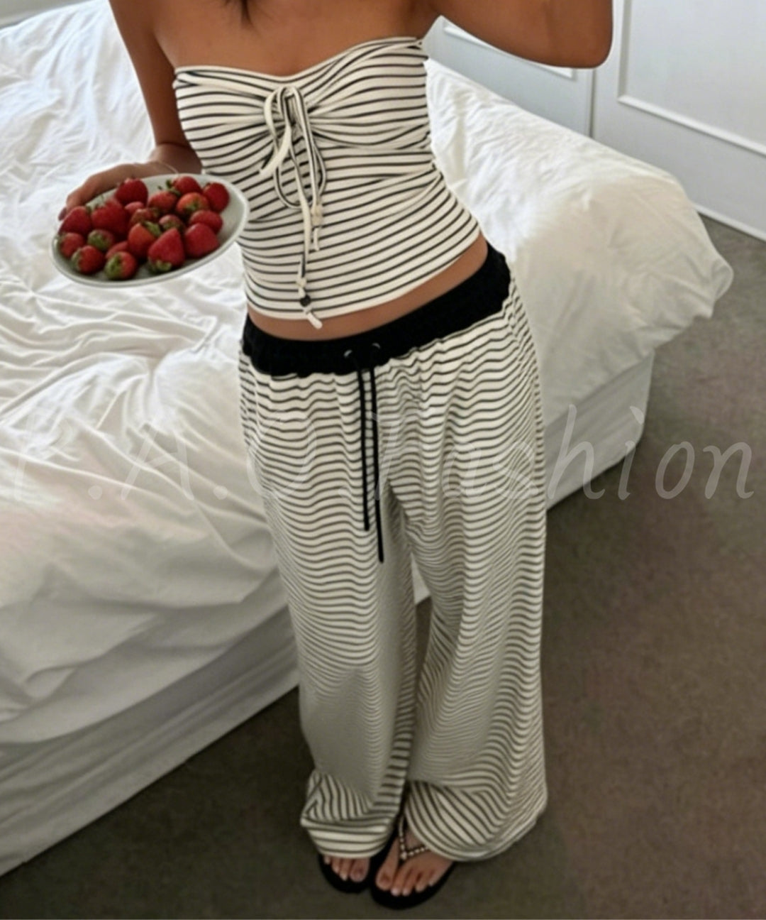 Striped Bandeau Top & Wide-Leg Pants Set[Available Now]