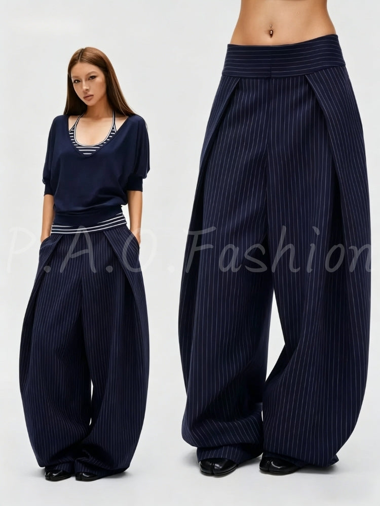 Low-Rise Flared Tailored Pants