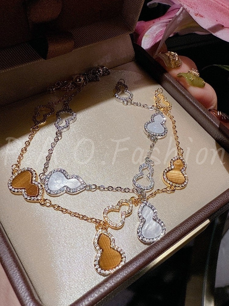 Gourd Charm Crystal Bracelet