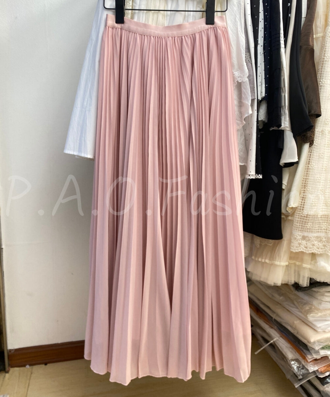 High-Waisted Pleated Chiffon Skirt[Available Now]