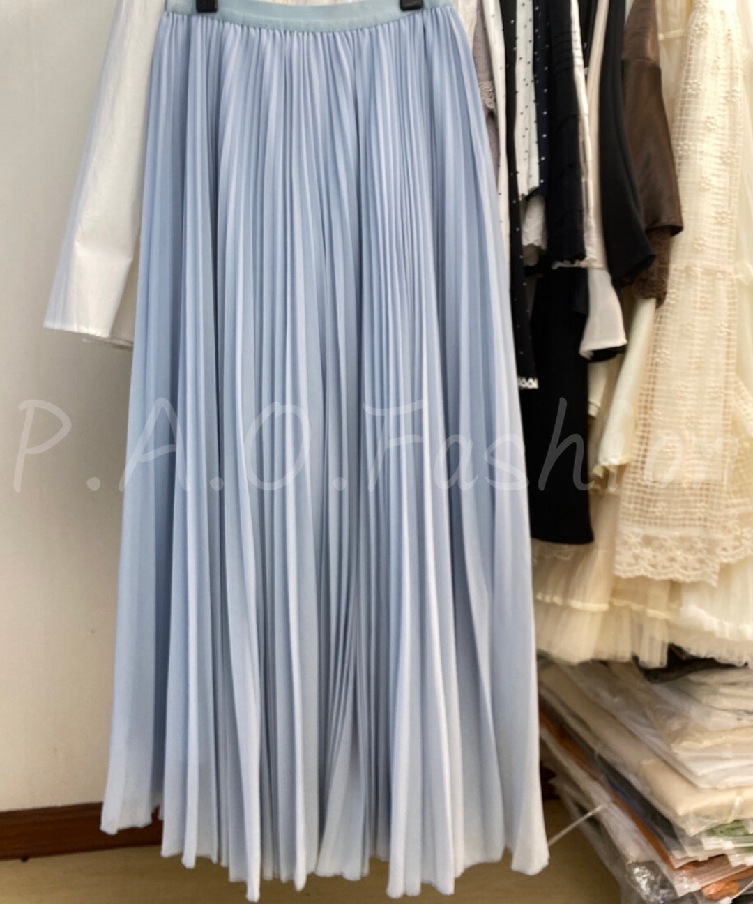 High-Waisted Pleated Chiffon Skirt[Available Now]