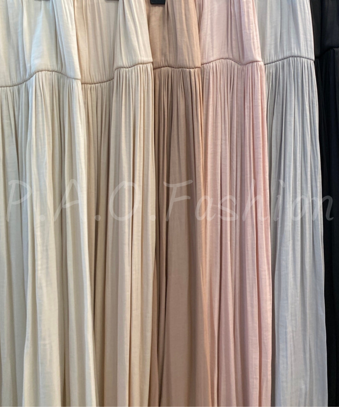 High-Waisted Pleated Maxi Skirt[Available Now]