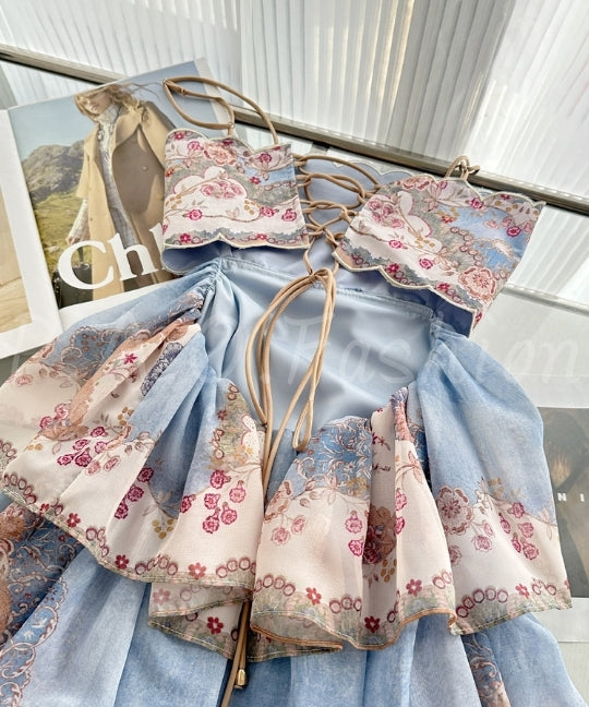Paisley Print Lace-Up Back Tiered Maxi Dress[Available Now]