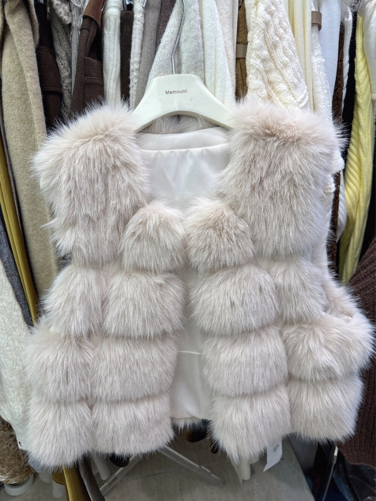 Snowland Faux Fur Sleeveless Vest
