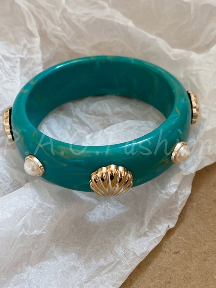 Resin Statement Shell Cuff Bracelet