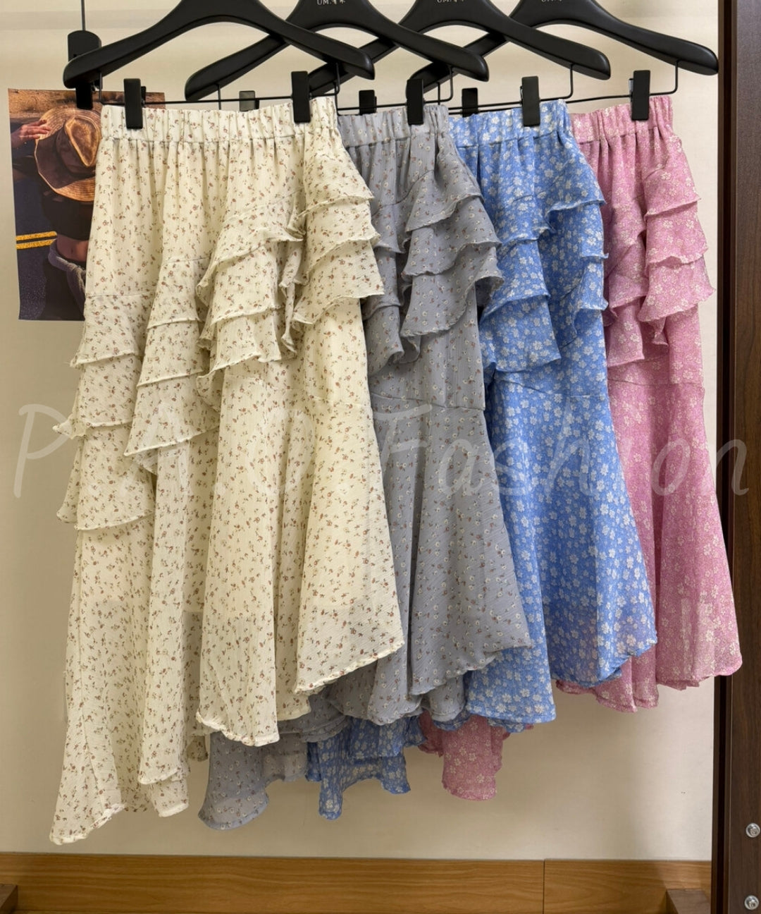 Floral Tiered Ruffle Skirt[Available Now]