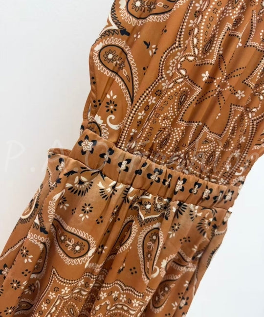 Paisley Print Halter Midi Dress[Available Now]