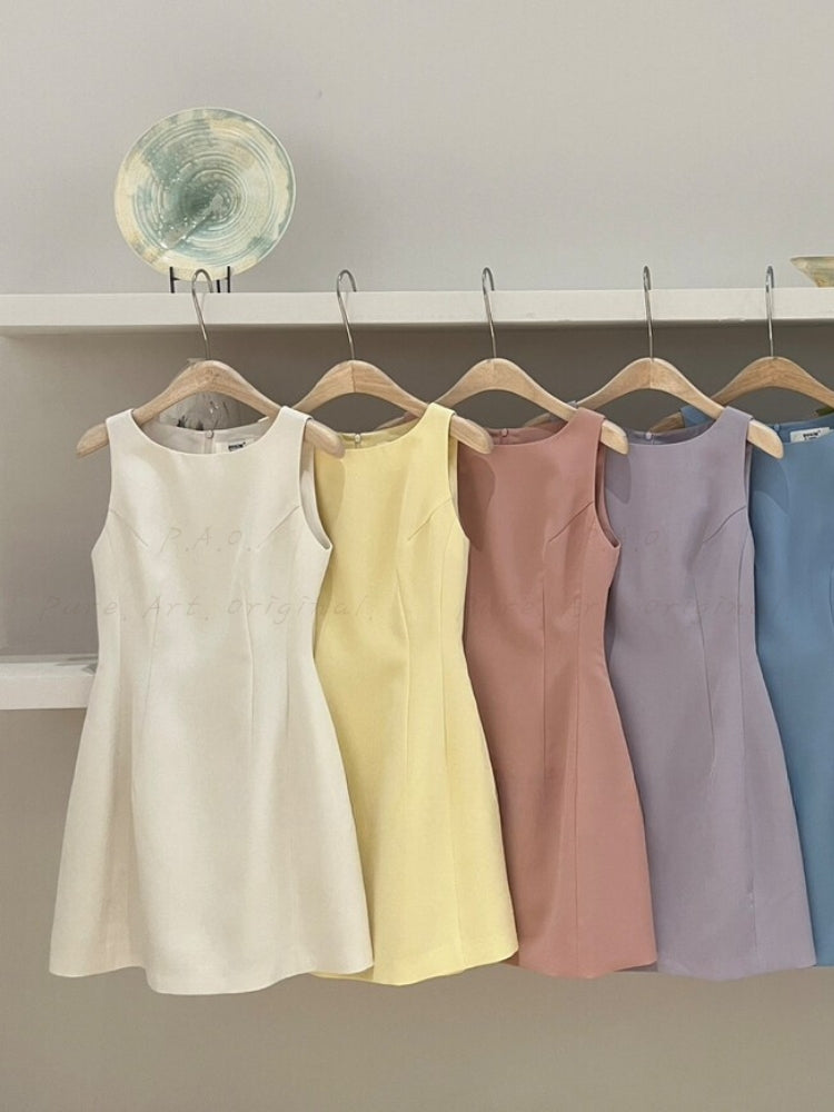 Paris Muse – Sleeveless A-Line Dress