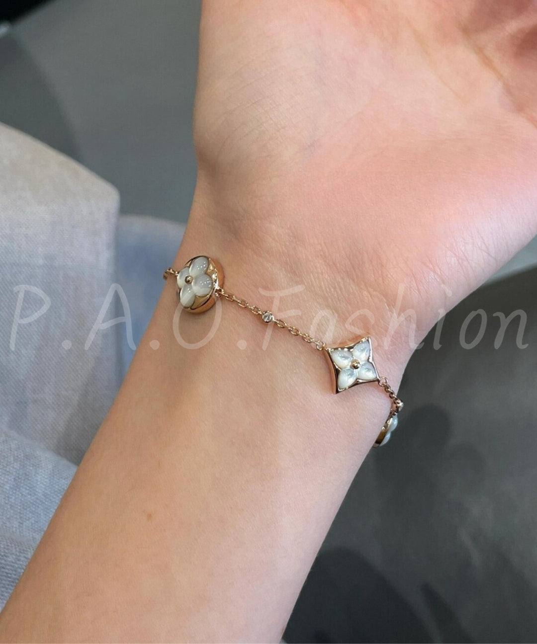 Mother-of-Pearl Clover Bracelet