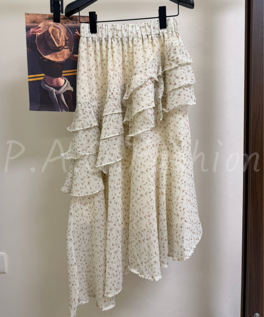 Floral Tiered Ruffle Skirt[Available Now]