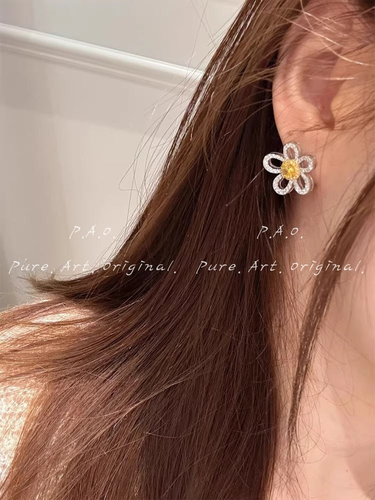 SOLAR BLOOM EARRINGS