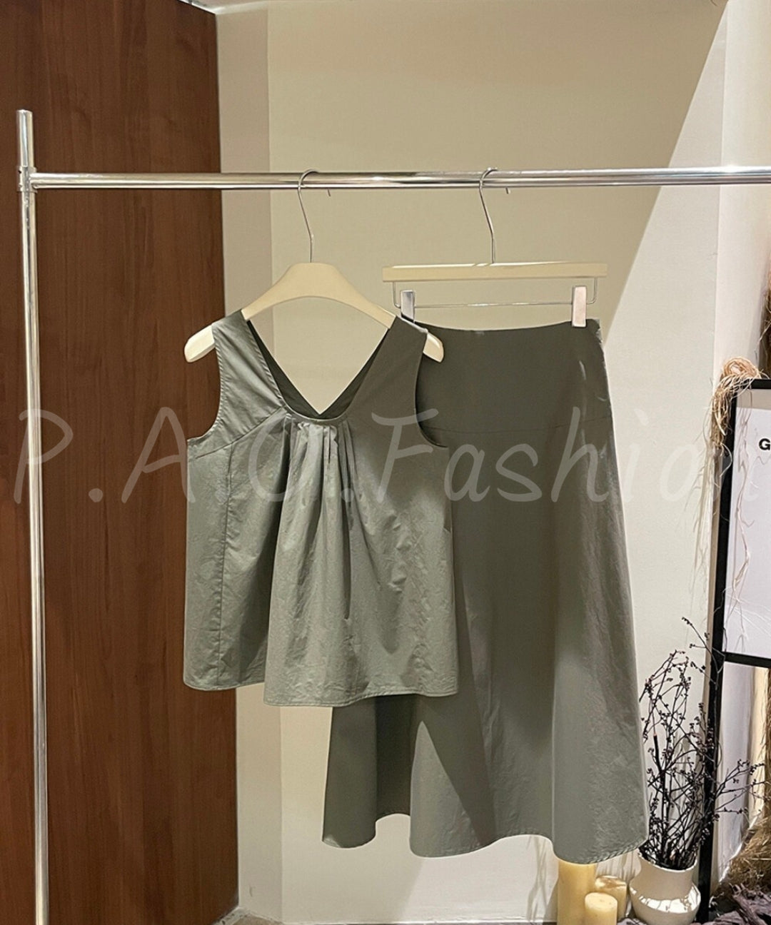 V-Neck Tank & Pleated Midi Skirt Set[Available Now]