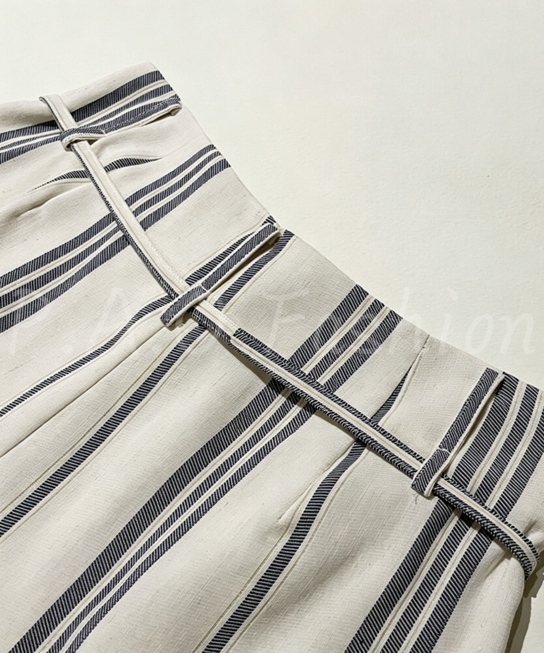 Striped Linen-Blend High-Waisted Shorts[Available Now]