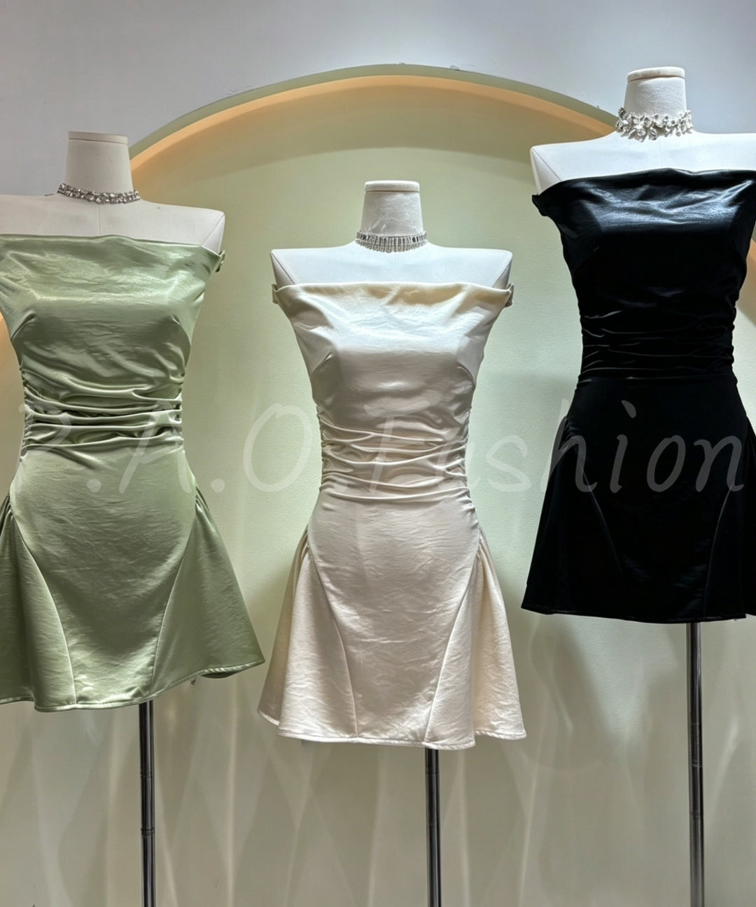 Satin One-Shoulder A-Line Dress[Available Now]