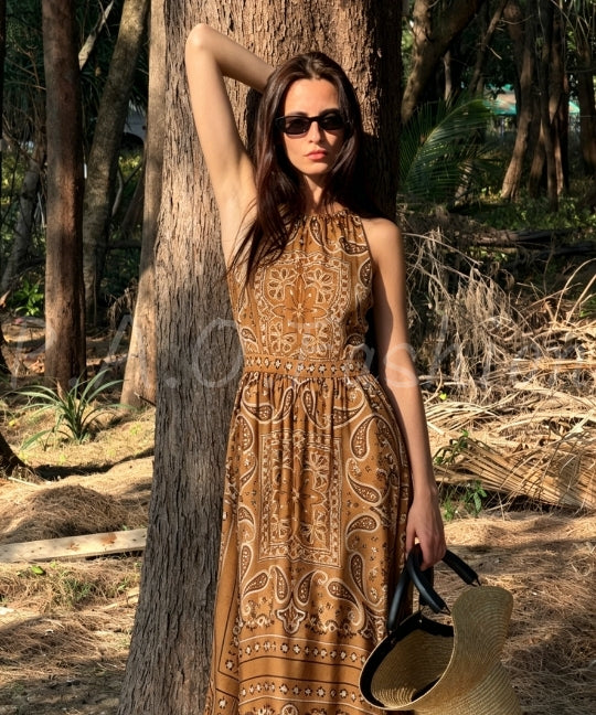 Paisley Print Halter Midi Dress[Available Now]