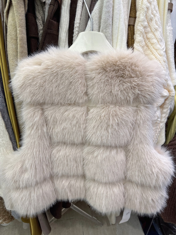 Snowland Faux Fur Sleeveless Vest