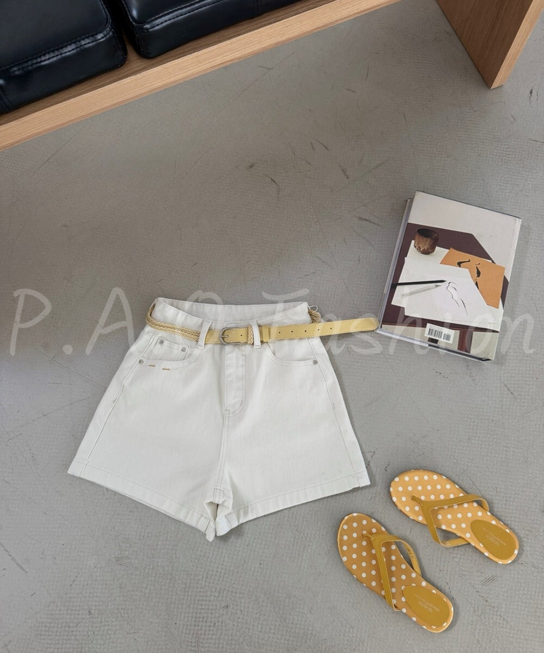 High-Waisted Straight-Leg Denim Shorts With Woven Belt[Available Now]