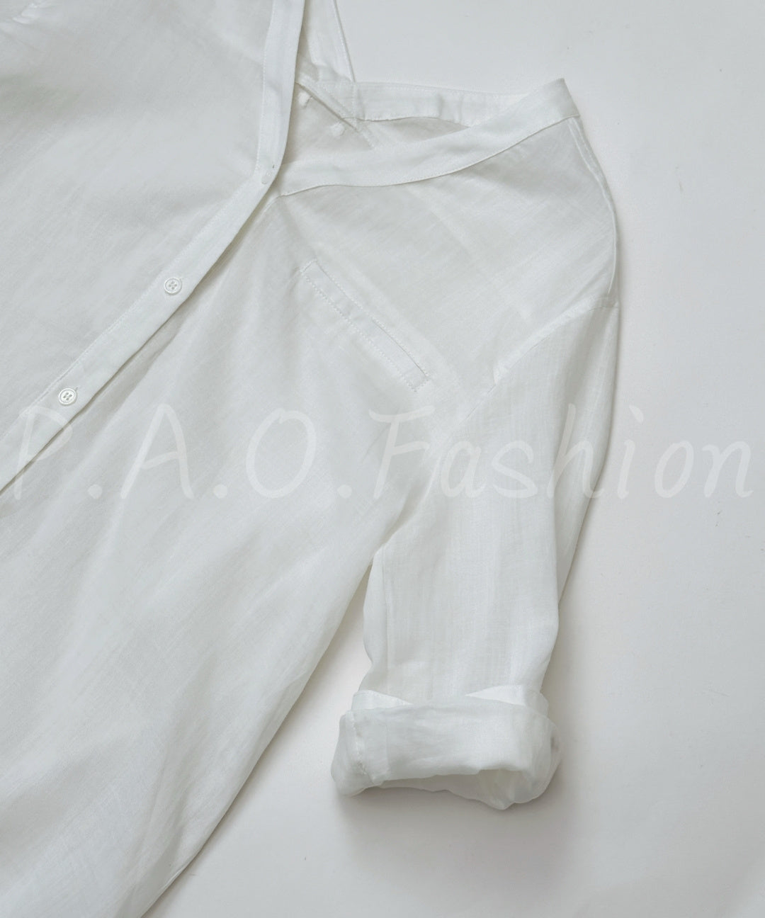 100% Ramie Relaxed V-Neck Shirt