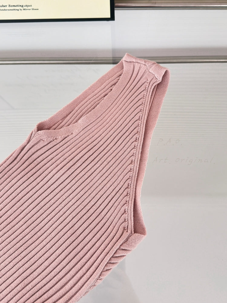 Off-Shoulder Knit Vest