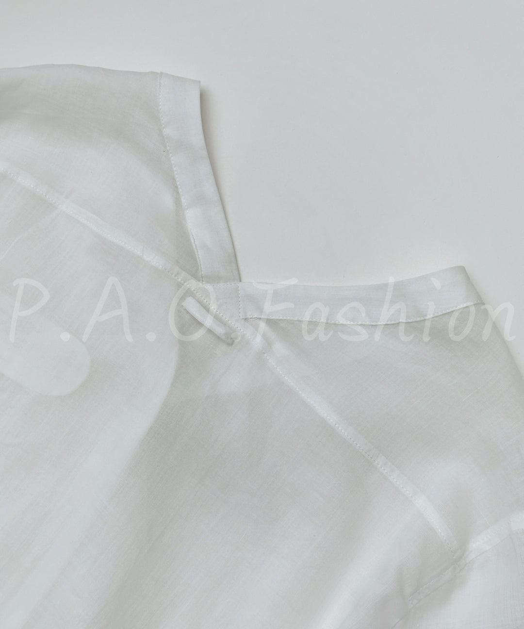 100% Ramie Relaxed V-Neck Shirt