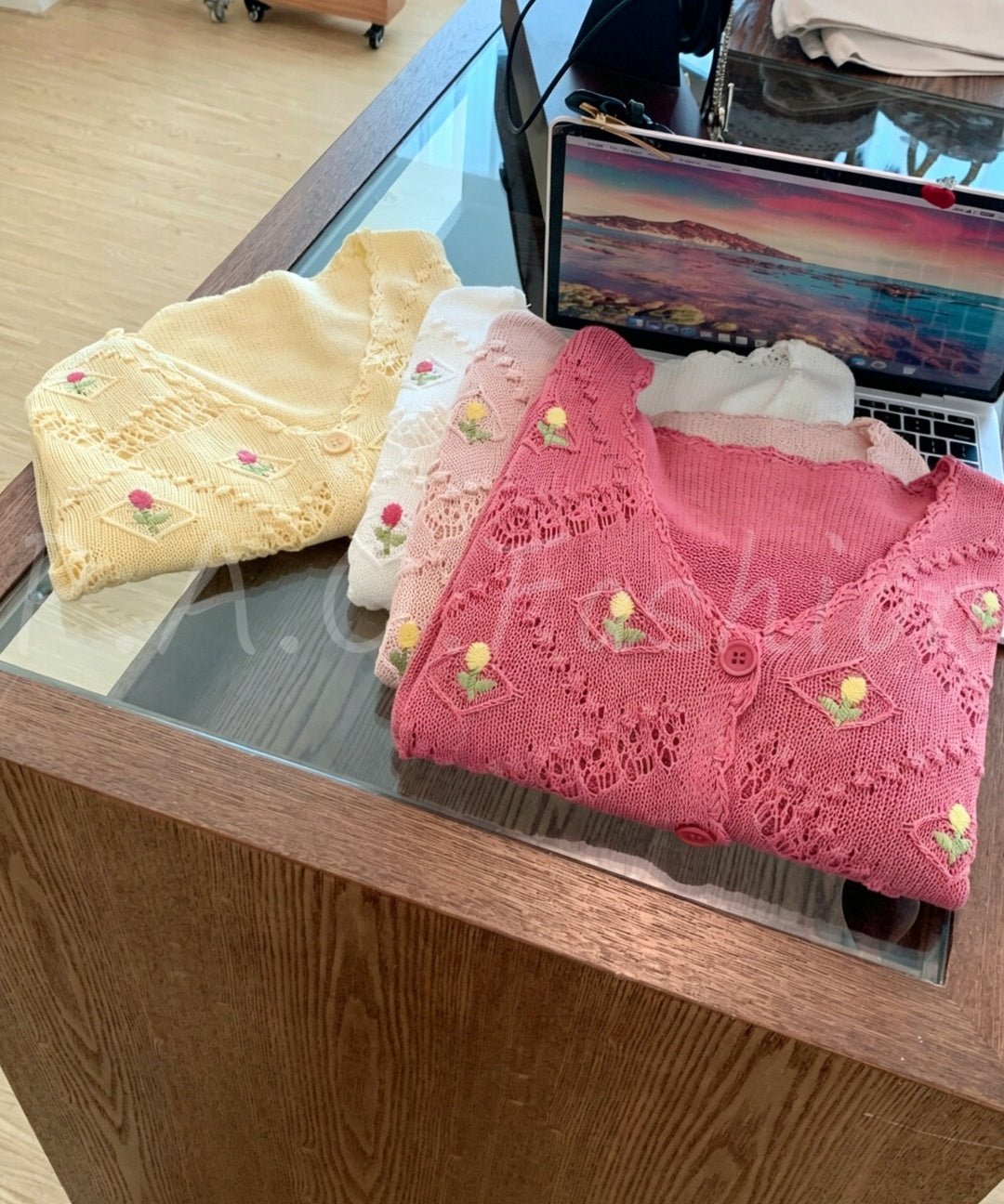 Embroidered Open-Knit V-Neck Short Sleeve Cardigan