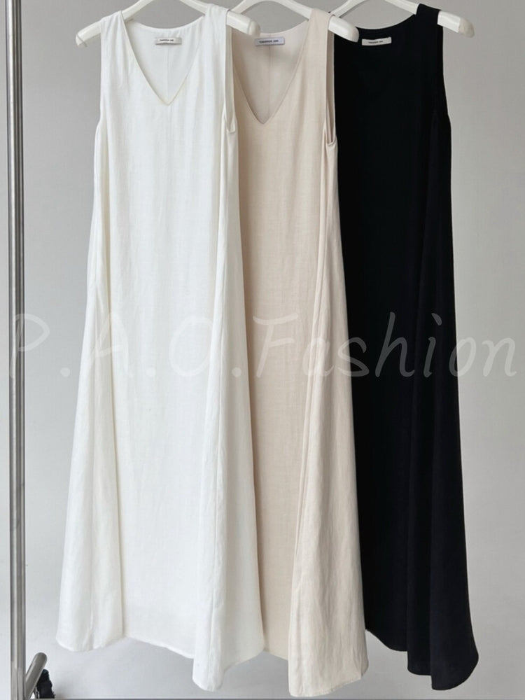 Relaxed V-Neck Sleeveless Maxi Dress
