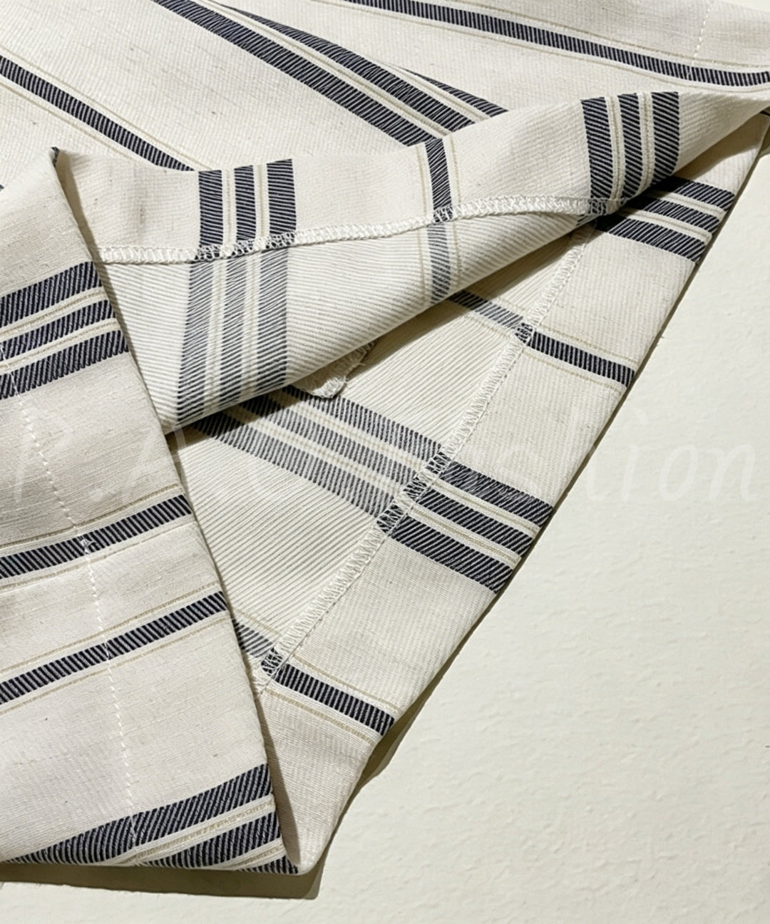 Striped Linen-Blend High-Waisted Shorts[Available Now]