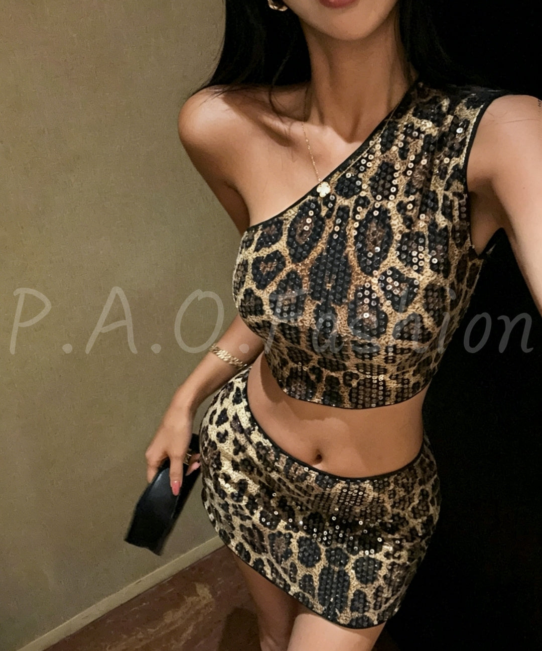 Leopard Sequin One-Shoulder Top & Skirt Set[Available Now]