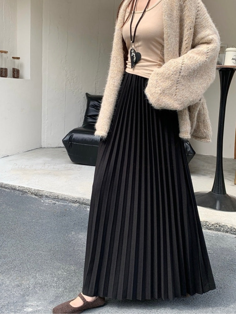 Classic Thick Pleated Wool Blend Skirt