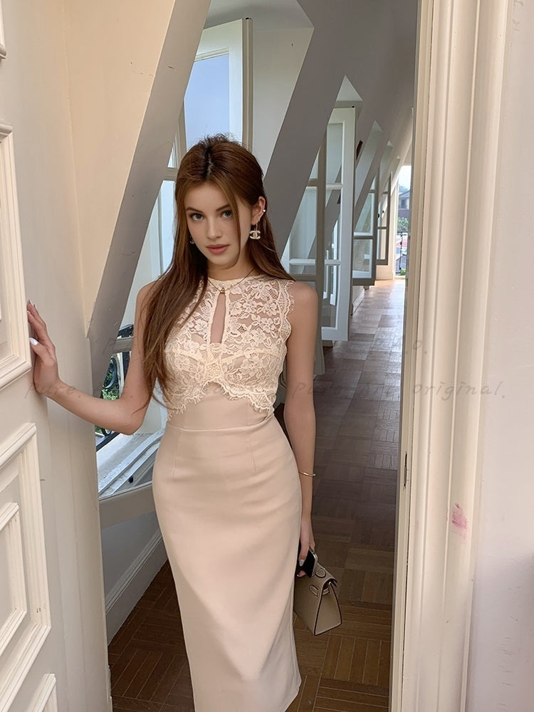 Lace Aura Midi Dress