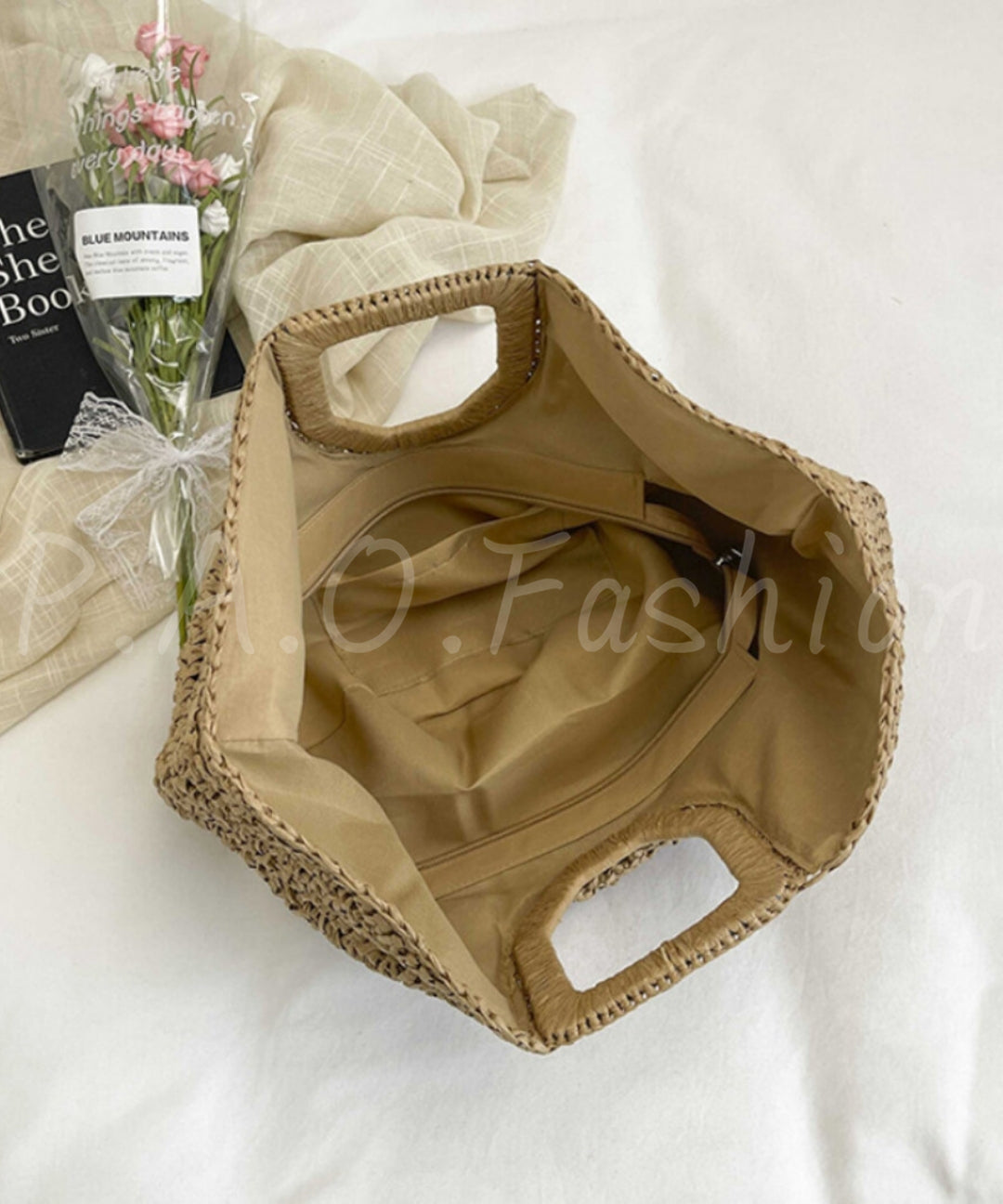 Resort Fan-Shaped Straw Tote Bag