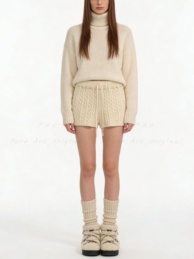 Versatile Knit Cable Shorts