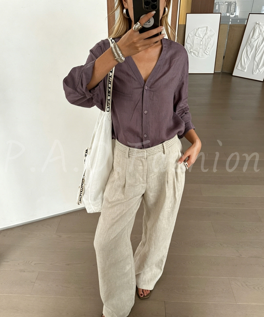 100% Ramie Relaxed V-Neck Shirt