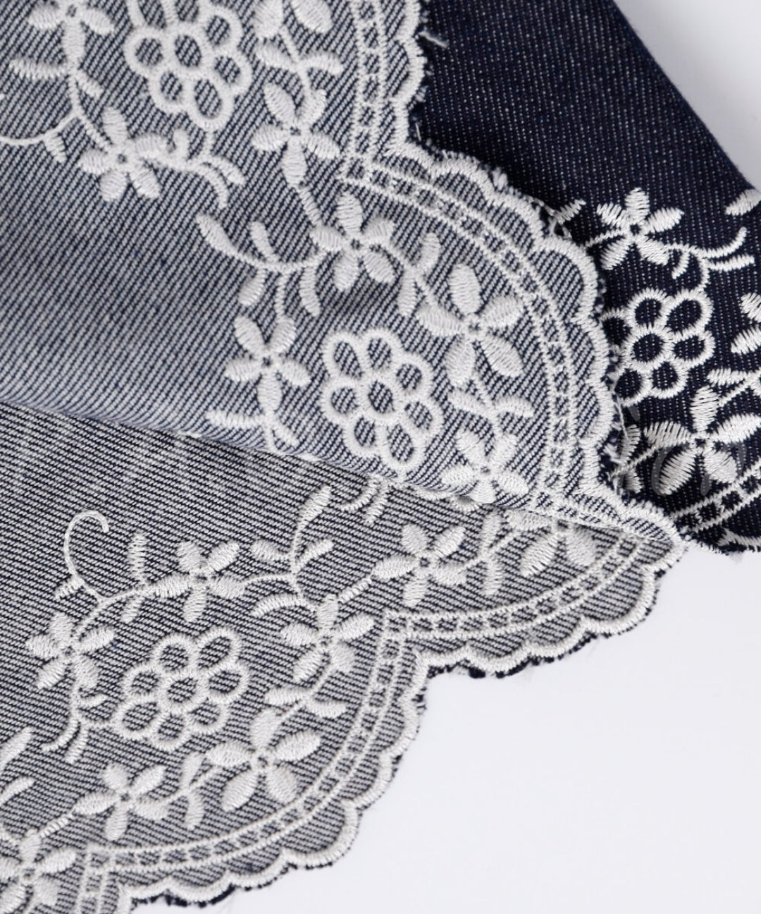 Lace Square-Neck Vest + Wide-Leg Pants Set[Available Now]