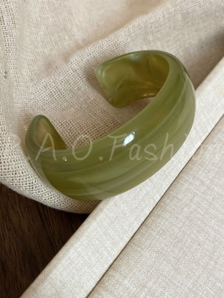Vintage Marbled Resin Open Cuff Bracelet