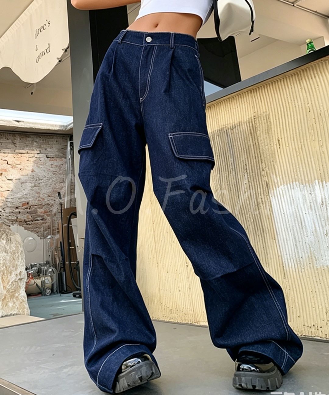 Utility Wide-Leg Jeans