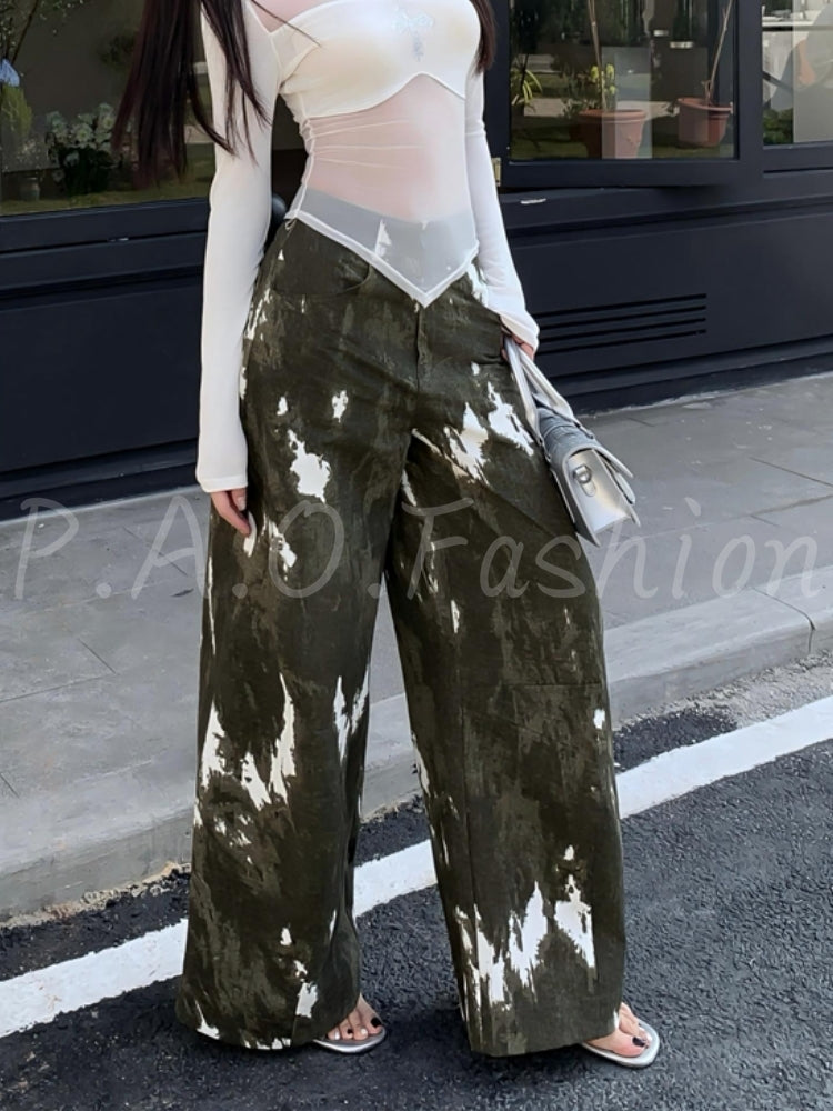 V-Waist Wide Leg Jeans
