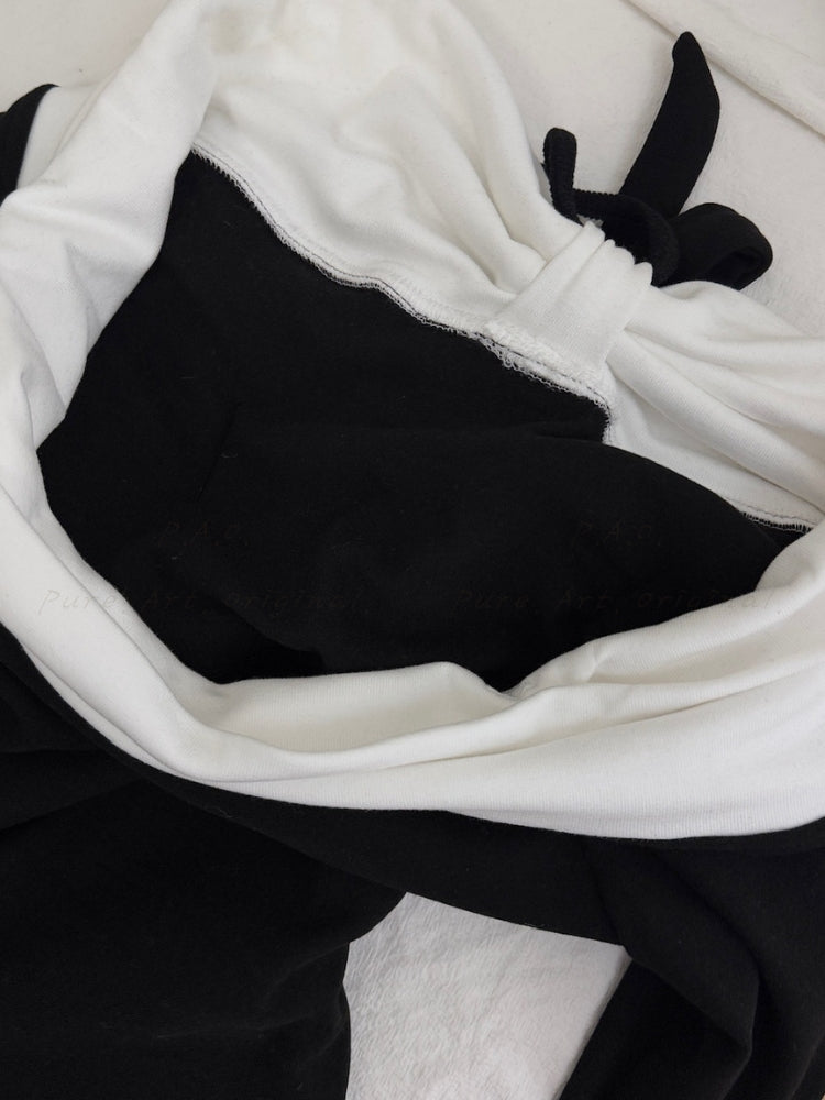 Contrast Off-Shoulder Halter Top & Pleated Skirt Set