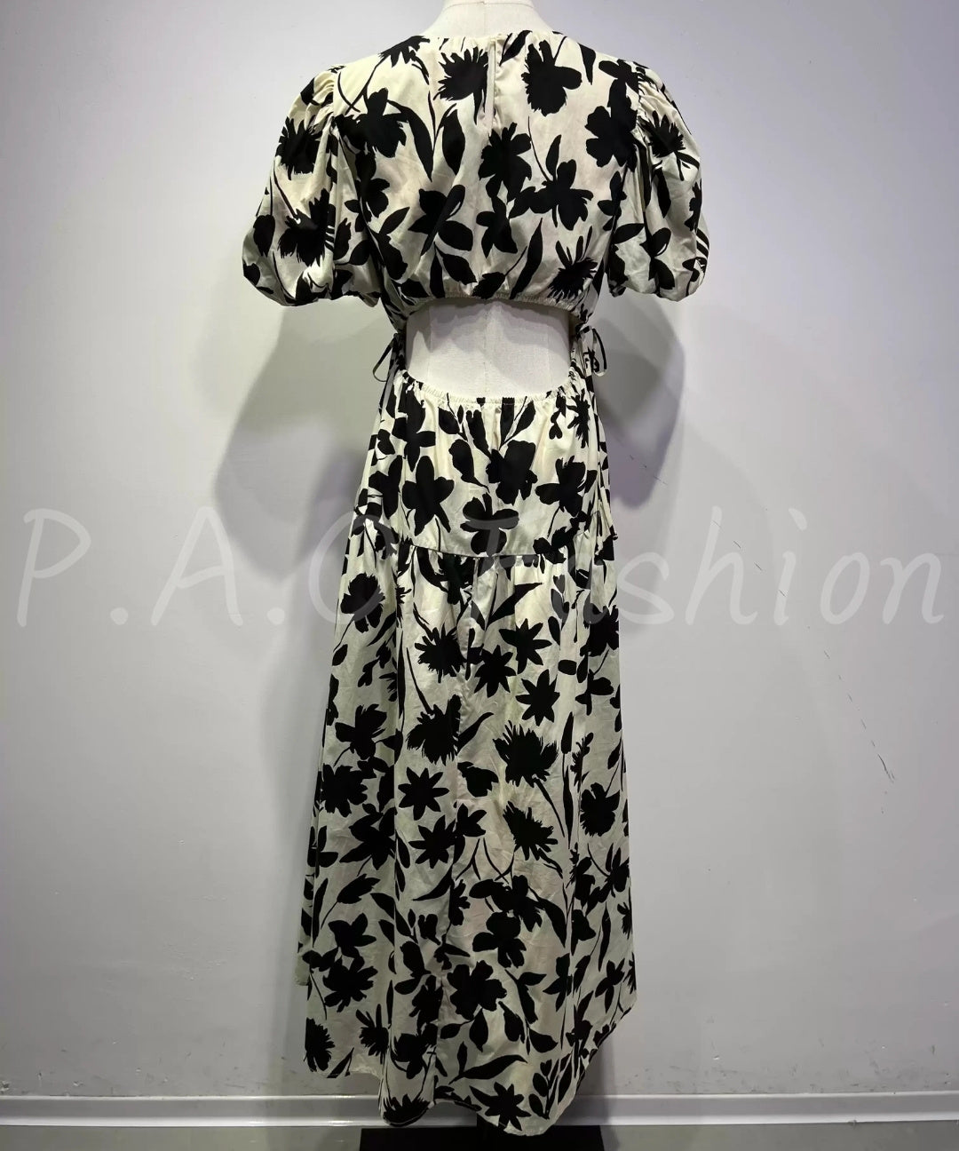 French Vintage Floral Cutout Dress