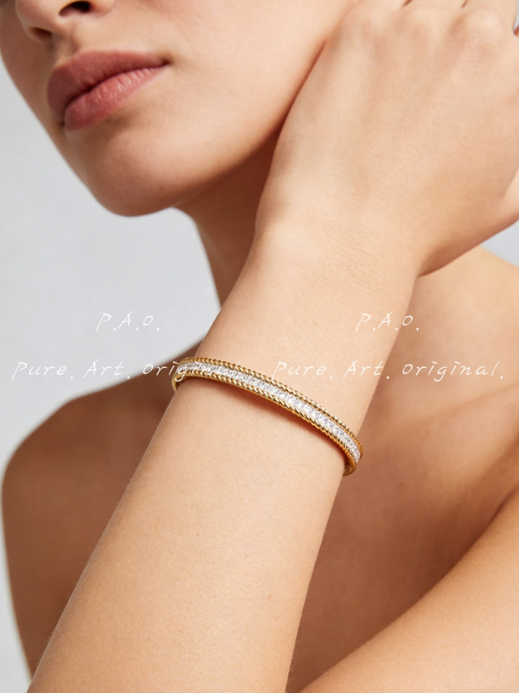 Diamond Twist Gold Bangle