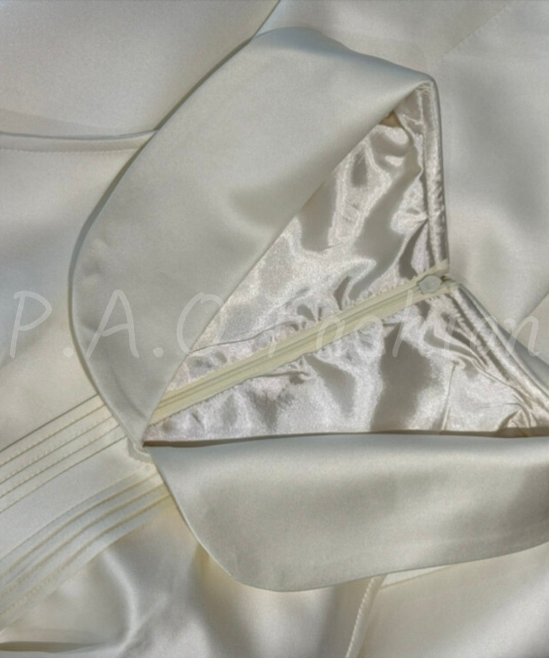 Satin Contrast Collar A-Line Mini Dress[Available Now]