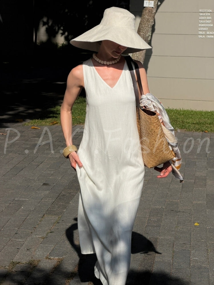 Relaxed V-Neck Sleeveless Maxi Dress