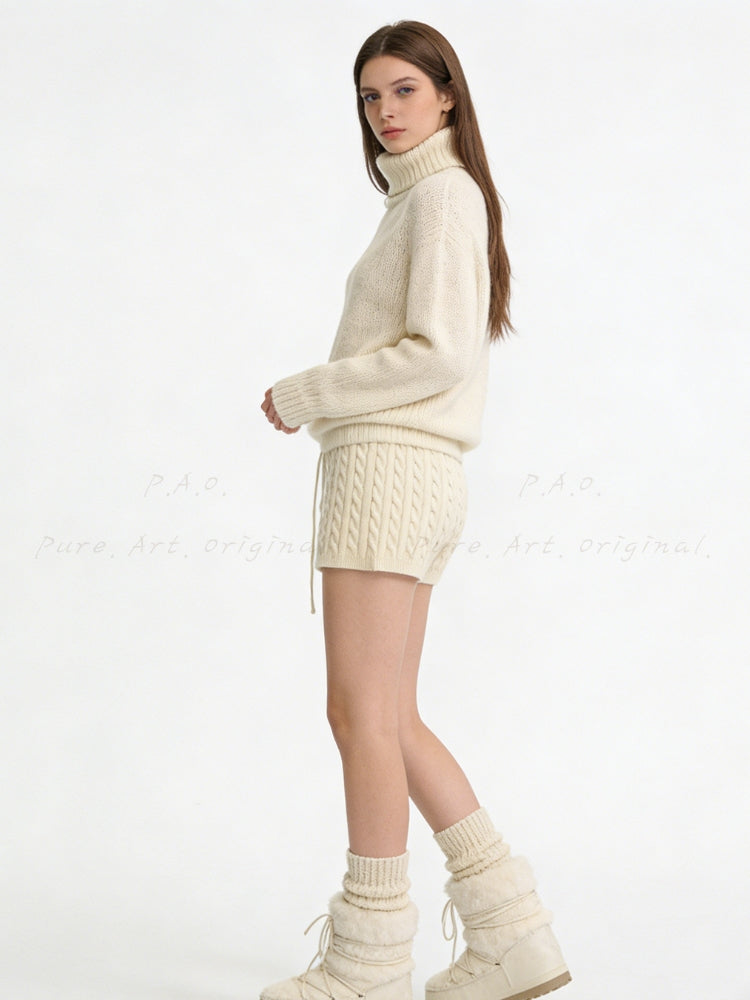 Versatile Knit Cable Shorts