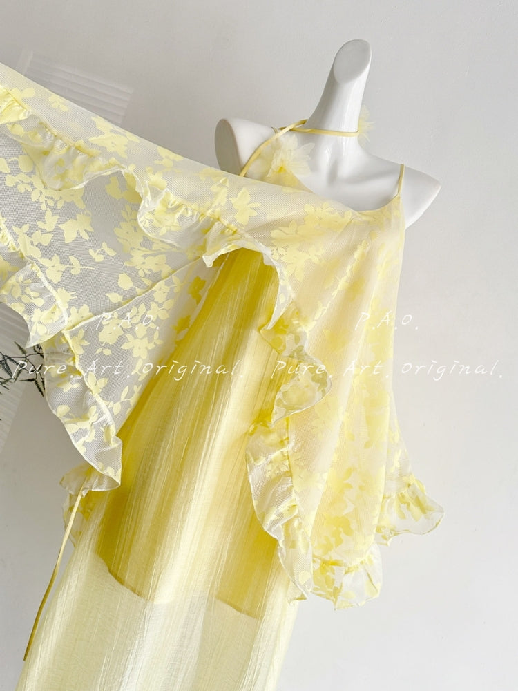 RUFFLED HALTER MAXI DRESS