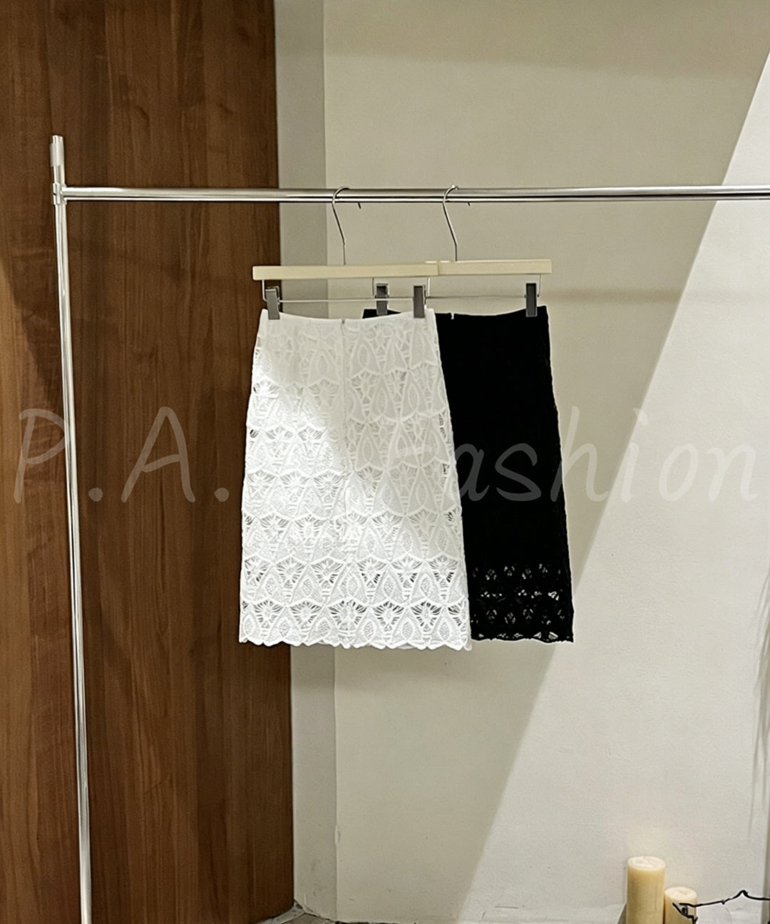 Cutwork Embroidered Lace High-Waisted Midi Skirtt[Available Now]