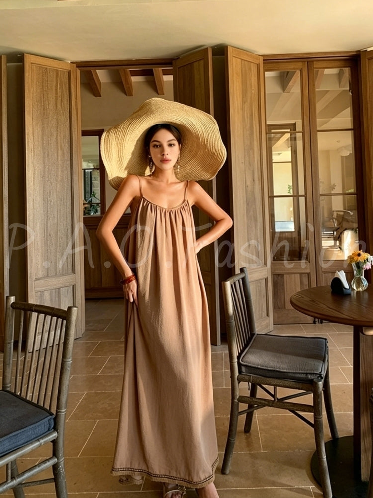 Relaxed Halter Open-Back Resort Maxi Dress