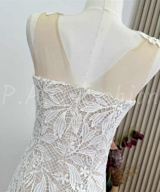 Sleeveless Lace Bodycon Mini Dress